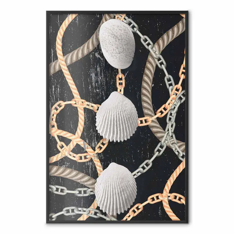 Tesori marini - astrazione di conchiglie marine e catene metalliche