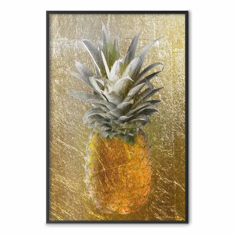 Frutto proibito - composizione di frutta tropicale su texture dorata