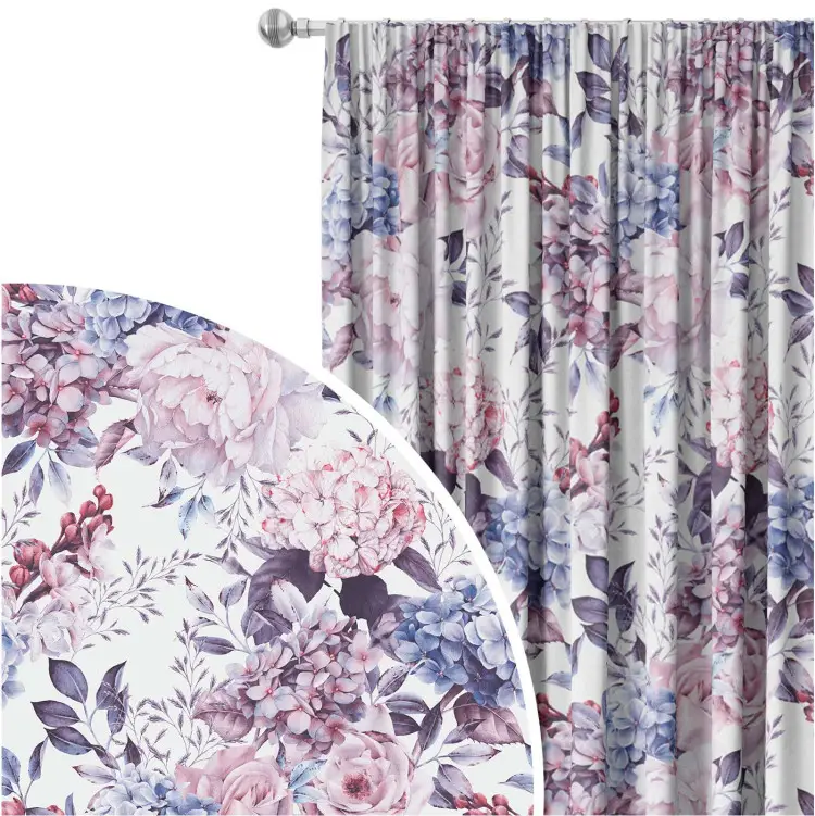 Composizione primaverile - fiori nei toni del rosa e del blu